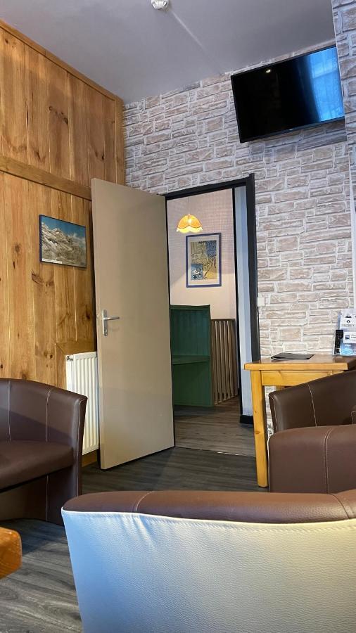 Hotel Quin Te Va Cauterets Exterior foto